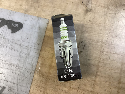 BOSCH SPARK PLUG WS8E
